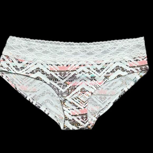 Victorias Secret SOLD OUT Cotton Low Rise Lace waist Hiphugger Panty Multiprint - Picture 1 of 4